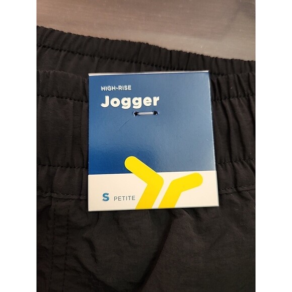 Old Navy Ankle-Zip Cargo Joggers Womens S Petite Black Quick Dry Nylon NEW - Picture 8 of 11